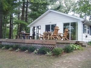 8096 Poplar Ln, Reading, MI 49274 photo 1