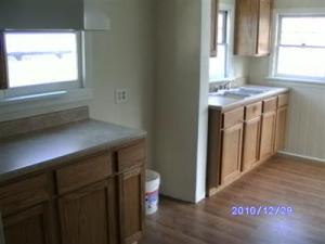 1663 Ogden Ave, Benton Harbor, MI 49022 photo 4