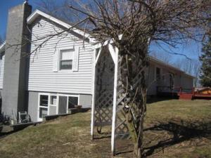 8317 Leecrest Blvd, Onekama, MI 49675 photo 5