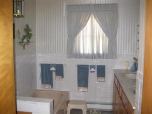 8317 Leecrest Blvd, Onekama, MI 49675 photo 11