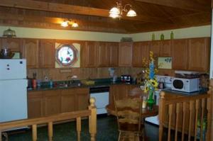 210 E Ash St, Three Oaks, MI 49128 photo 10