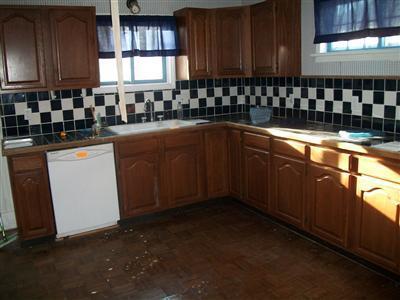 124 E Delaware, Decatur, MI 49045 photo 3