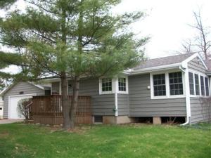 10831 Longpoint Dr, Plainwell, MI 49080 photo 2