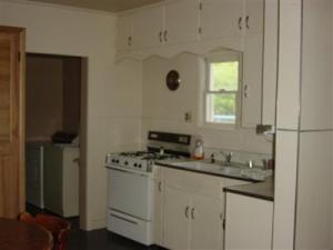 522 Maple St, Colon, MI 49040 photo 6
