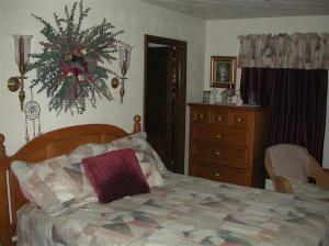 28850 Cedarama Dr, Marcellus, MI 49067 photo 11