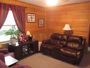 1550 E Colby Rd, Stanton, MI 48888 photo 9