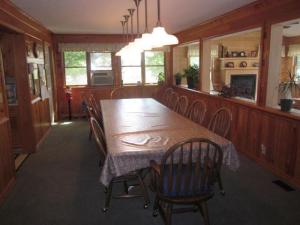 1550 E Colby Rd, Stanton, MI 48888 photo 5