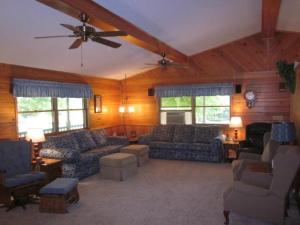 1550 E Colby Rd, Stanton, MI 48888 photo 7