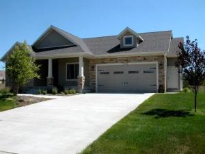 1345 6th St, Belding, MI 48809 photo 2