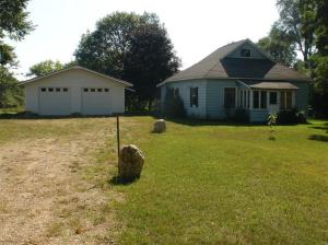 66 N North, White Cloud, MI 49349 photo 1
