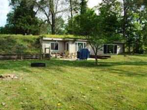 18581 M-86, Three Rivers, MI 49093 photo 1