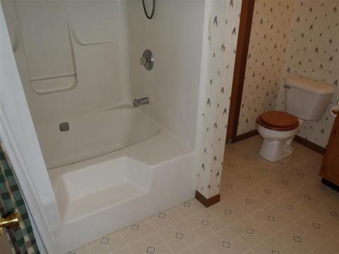 626 Mill St, Concord, MI 49237 photo 16