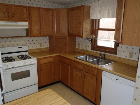 626 Mill St, Concord, MI 49237 photo 10