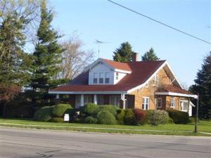 1495 E Main St, Edmore, MI 48829 photo 1