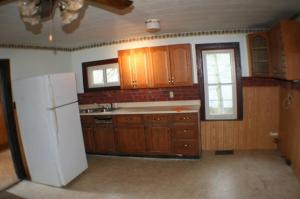 415 S Matteson, Bronson, MI 49028 photo 13