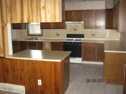 4165 Sandy Dr, Dorr, MI 49323 photo 2