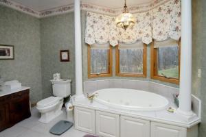7974 Foxboro Ln, Augusta, MI 49012 photo 13