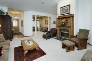 7974 Foxboro Ln, Augusta, MI 49012 photo 6