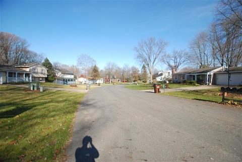 549 Adapointe Dr SE, Ada, MI 49301 photo 24