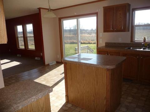 2090 E Maple Rd, Clare, MI 48617 photo 5