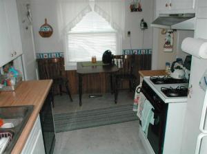41 E Mark St, Sparta, MI 49345 photo 5