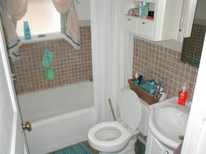 41 E Mark St, Sparta, MI 49345 photo 7