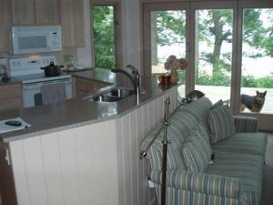2287 S Apache Dr, Shelby, MI 49455 photo 7