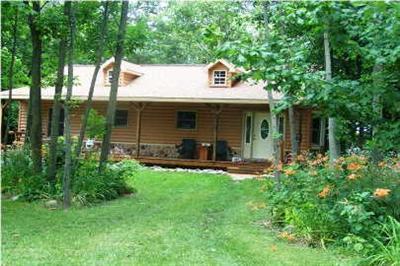 136 Edwards, Lyons, MI 48851 photo 1