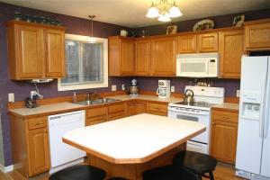 3564 Maple Leaf Ln, Hamilton, MI 49419 photo 6