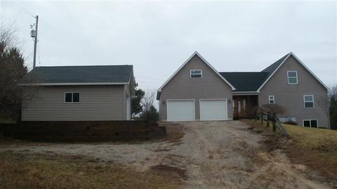8203 Macarthur, Saranac, MI 48881 photo 2