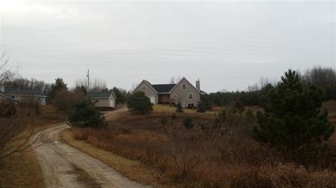 8203 Macarthur, Saranac, MI 48881 photo 1