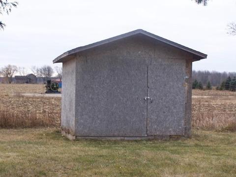 8250 E Battle Rd, Clare, MI 48617 photo 12
