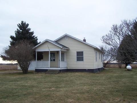 8250 E Battle Rd, Clare, MI 48617 photo 2