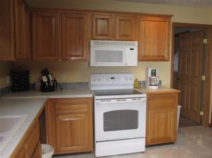 10110 S Walnut, Grant, MI 49327 photo 3