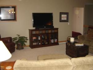 116 W Gordon Ave, Grant, MI 49327 photo 8