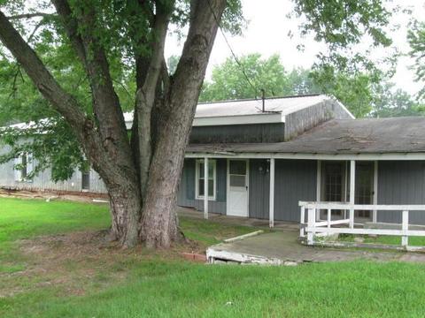 12104 Dutch Settlement Rd, Marcellus, MI 49067 photo 1
