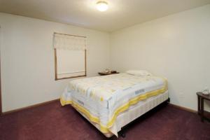 1096 11th St, Plainwell, MI 49080 photo 12
