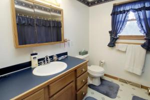 1096 11th St, Plainwell, MI 49080 photo 11