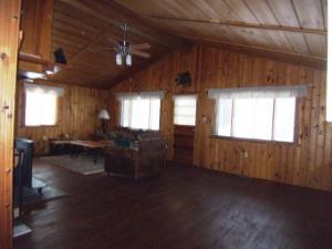 8656 Peninsula St, Evart, MI 49631 photo 5