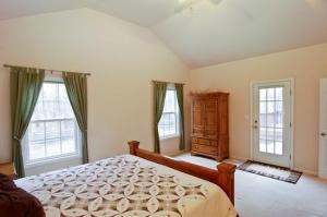 6178 Becht Rd, Coloma, MI 49038 photo 7