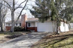28 Hickory Nut Ln, Springfield, MI 49037 photo 1