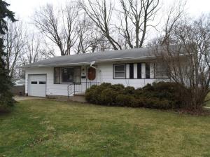 807 Cherry St, Three Oaks, MI 49128 photo 1