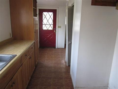 504 S Hooker Ave, Three Rivers, MI 49093 photo 6