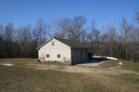 4162 Meyer Dr, Hamilton, MI 49419 photo 3