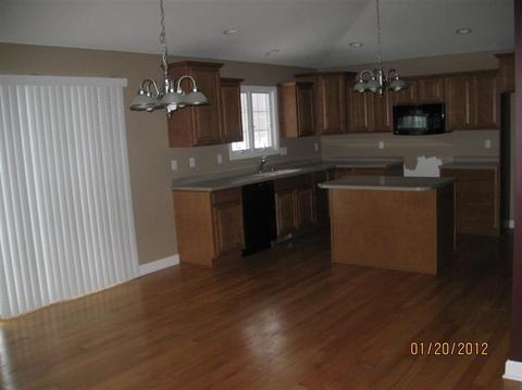 913 Forest, Marshall, MI 49068 photo 6