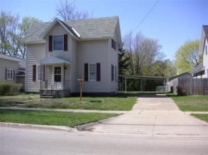 808 Maple St, Manistee, MI 49660 photo 1