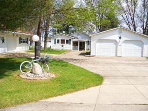 23641 River Run Pt, Mendon, MI 49072 photo 1