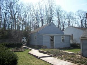 256 E Gull Lake Dr, Augusta, MI 49012 photo 3