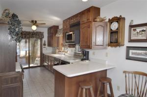 264 E Gull Lake Dr, Augusta, MI 49012 photo 8