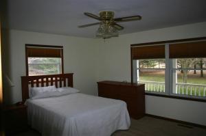 15535 Tau Rd, Marshall, MI 49068 photo 5